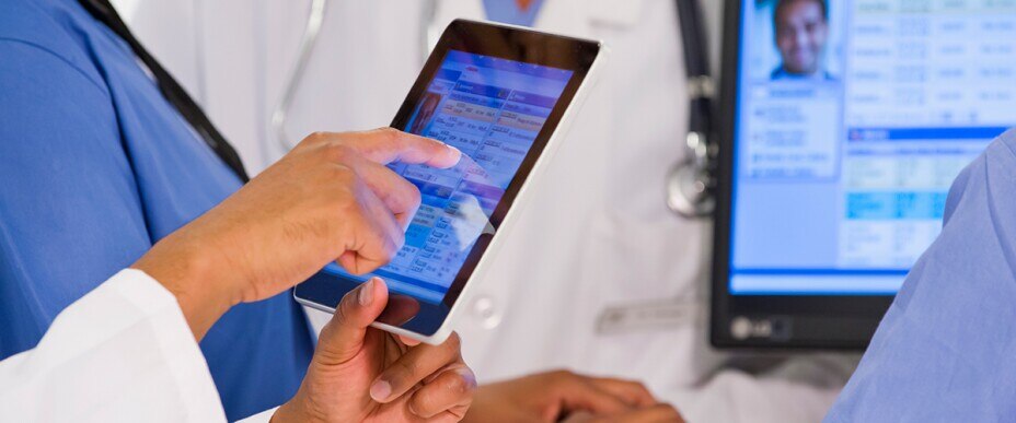 Leo Exter : « Nous ne devons pas attendre que le système nous rattrape – nous devons agir dés maintenant »