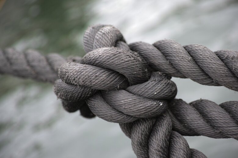 thick rope in a knot