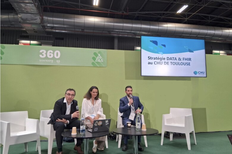 Intervenants du CHU de Toulouse sur l'Agora 360 de SantExpo 2026 présentant la stratégie Data & FHIR