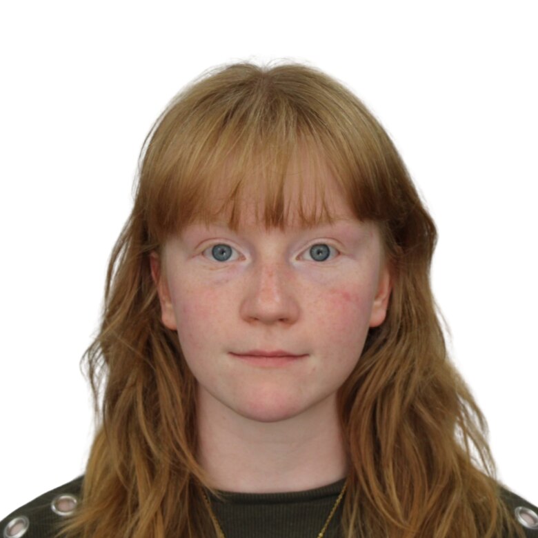 Saskia JEssop headshot (5).png