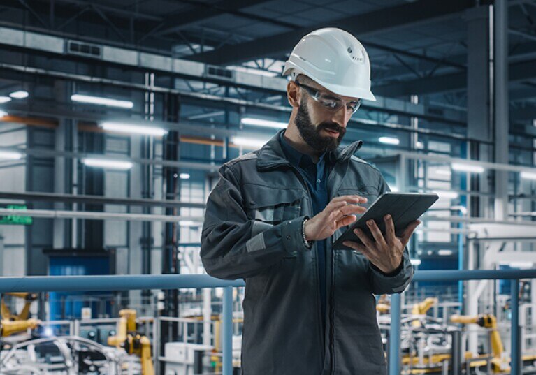 InterSystems hilft produzierenden Unternehmen, ihre Maschinen noch effizienter zu warten und zu reparieren.