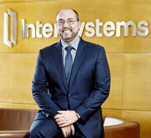 https://www.intersystems.com/fr/wp-content/uploads/sites/3/2018/11/Carlos-Kuhl-Nogueira-Directeur-300x275.png
