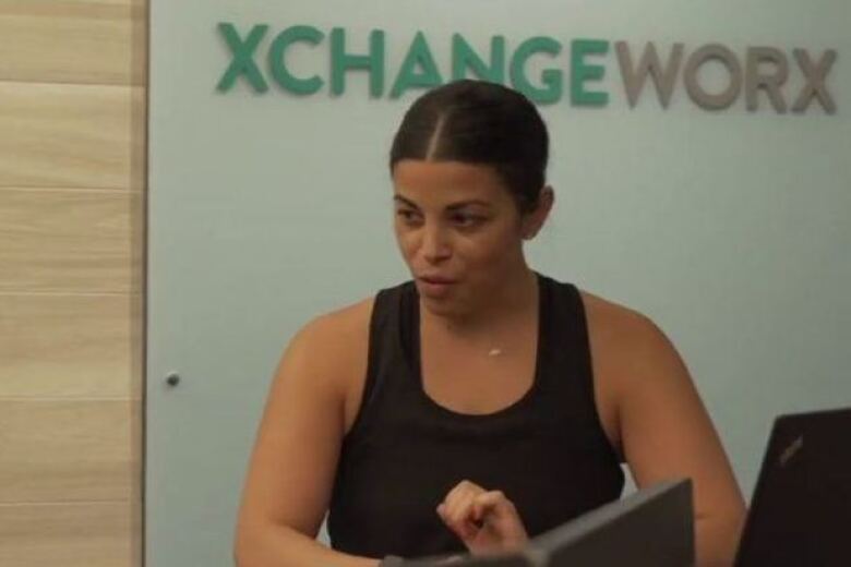woman leading discussion at Xchangeworx